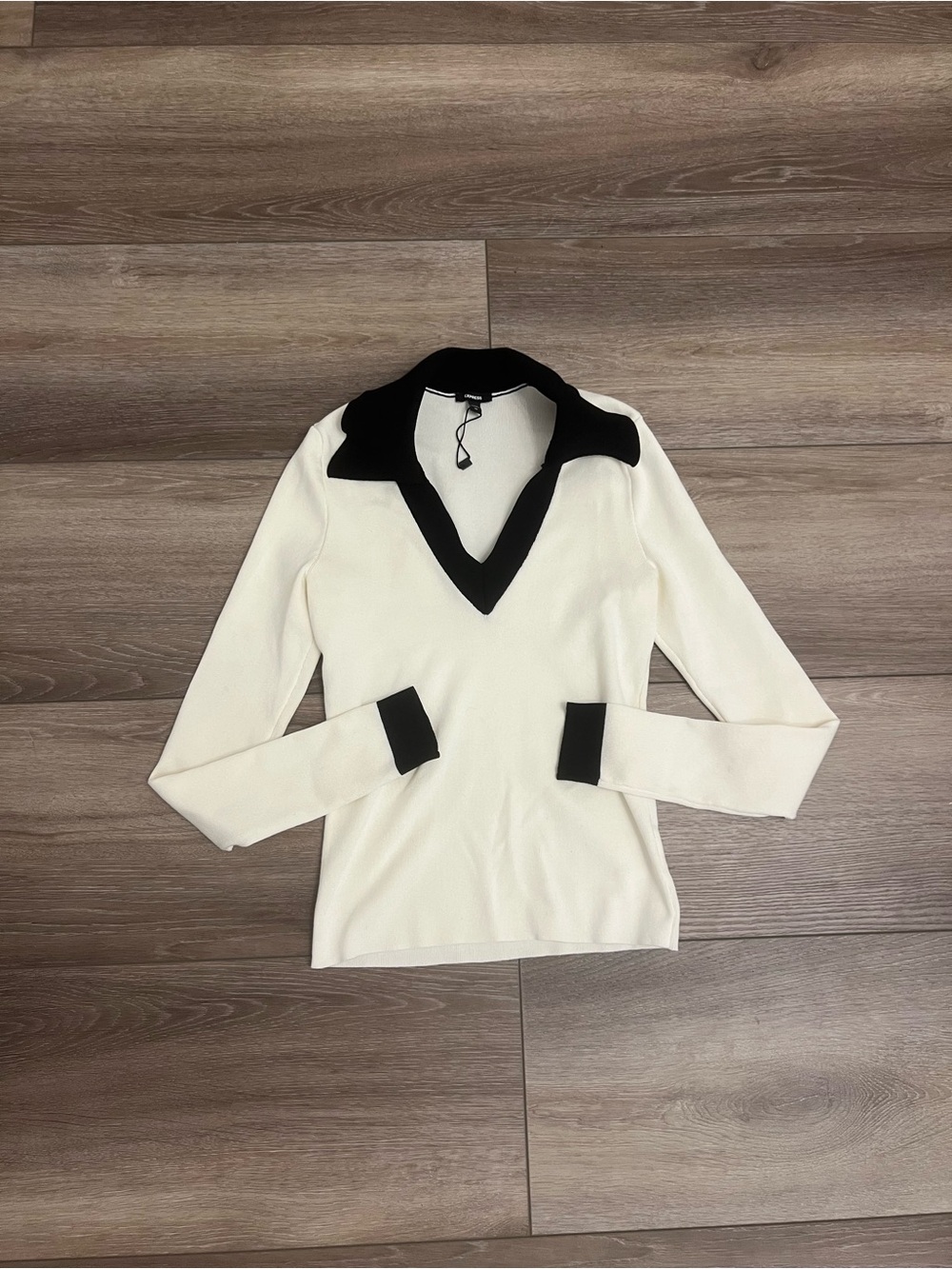Express Cream V-Neck with Black Collar and Cuffs